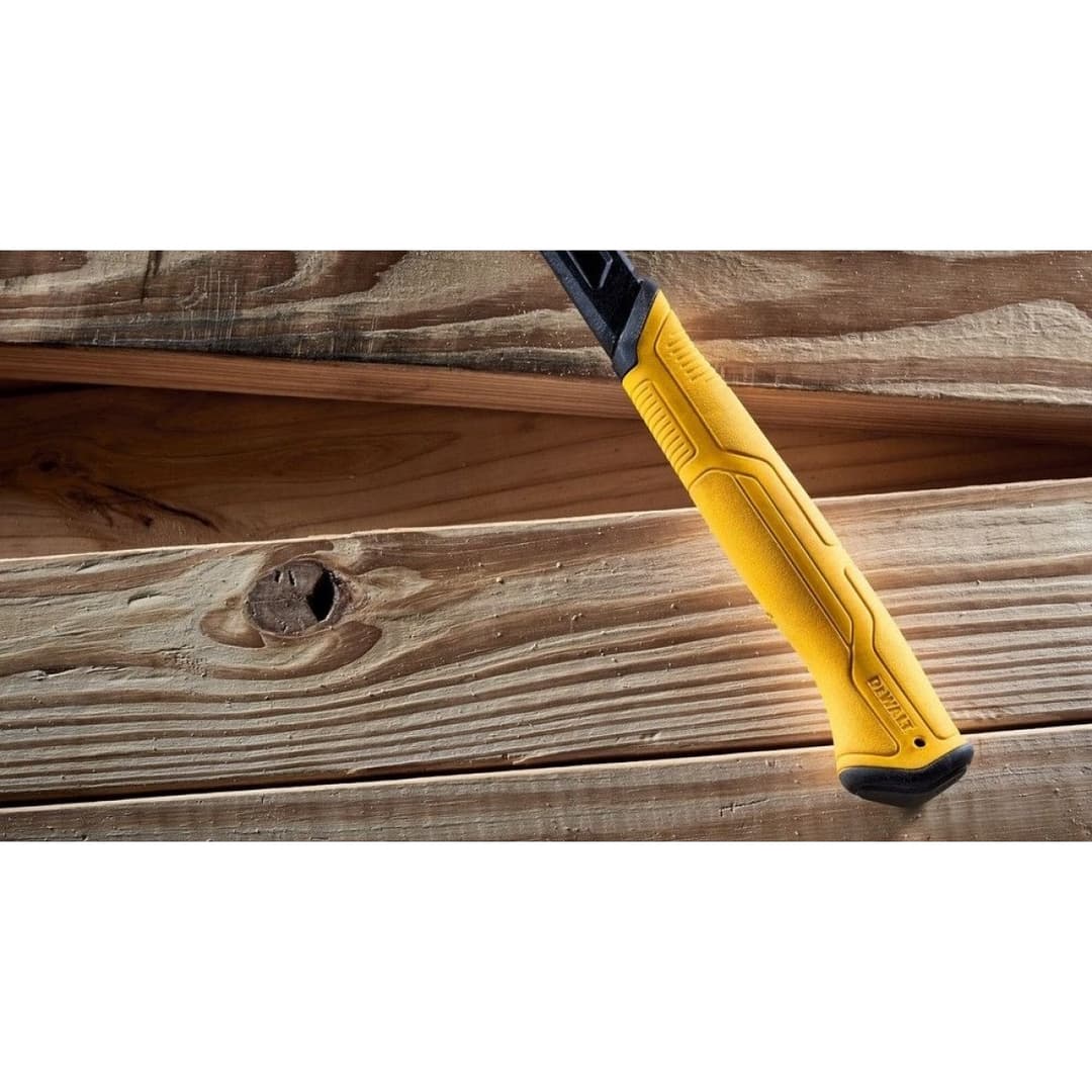 Молоток одноэлементный DeWalt 20oz (567 гр)