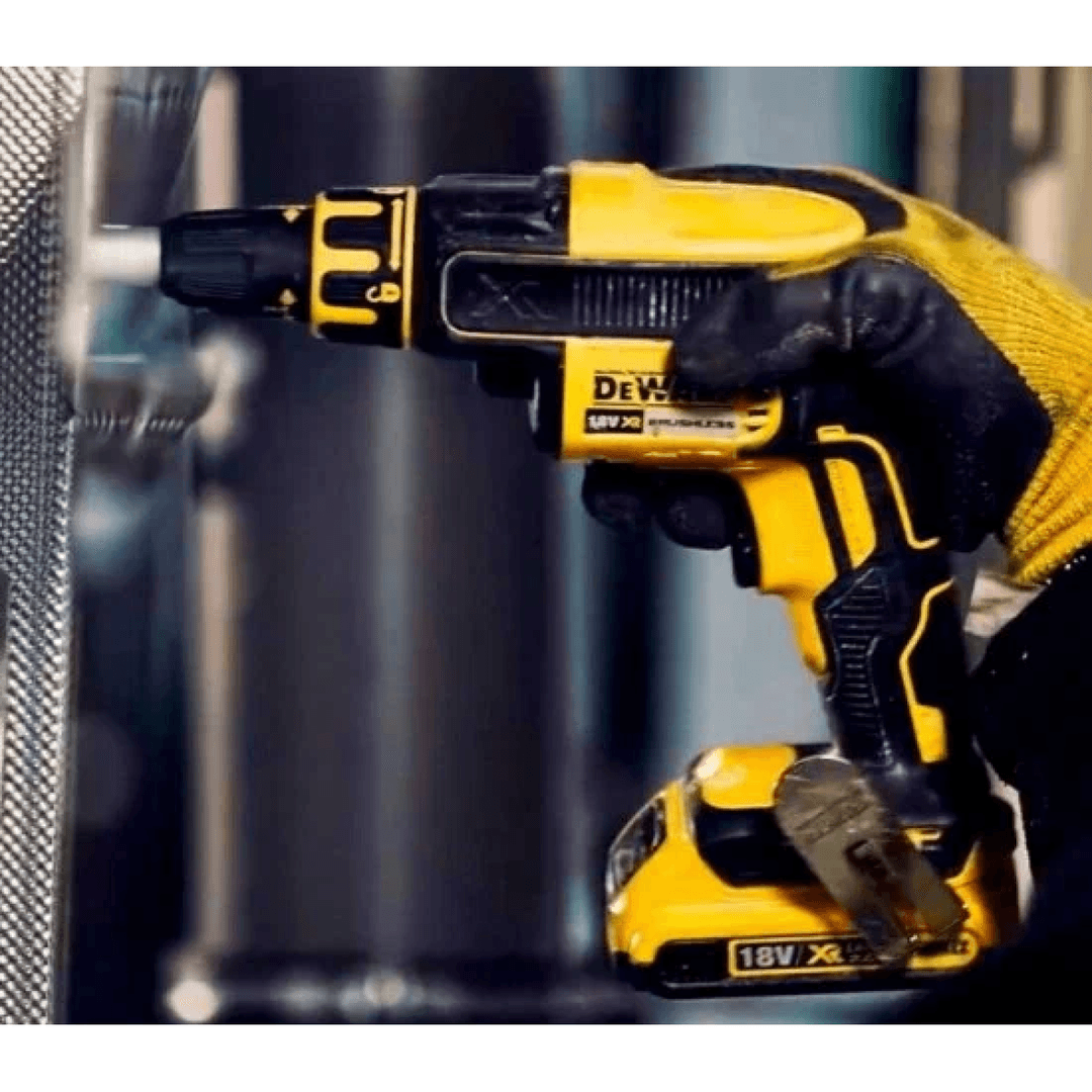 Аккумуляторная дрель-шуруповёрт DEWALT DCF620P2K-QW