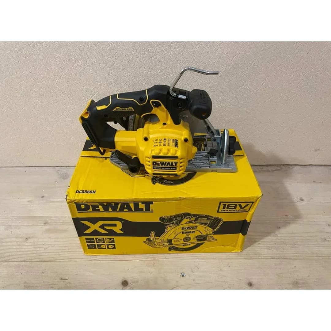 Аккумуляторная дисковая пила DeWalt DCS565N